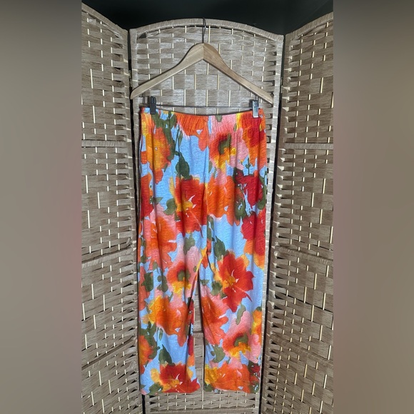 Joie Floral Tropical Linen Blend Two Piece Set - Size Medium - Picture 3 of 12